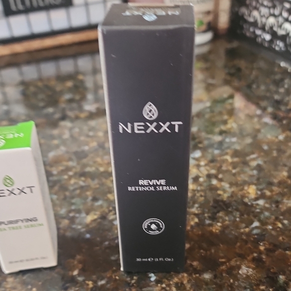 Nexx Skincare Trio - White, Green, and Black Serums - Picture 4 of 4